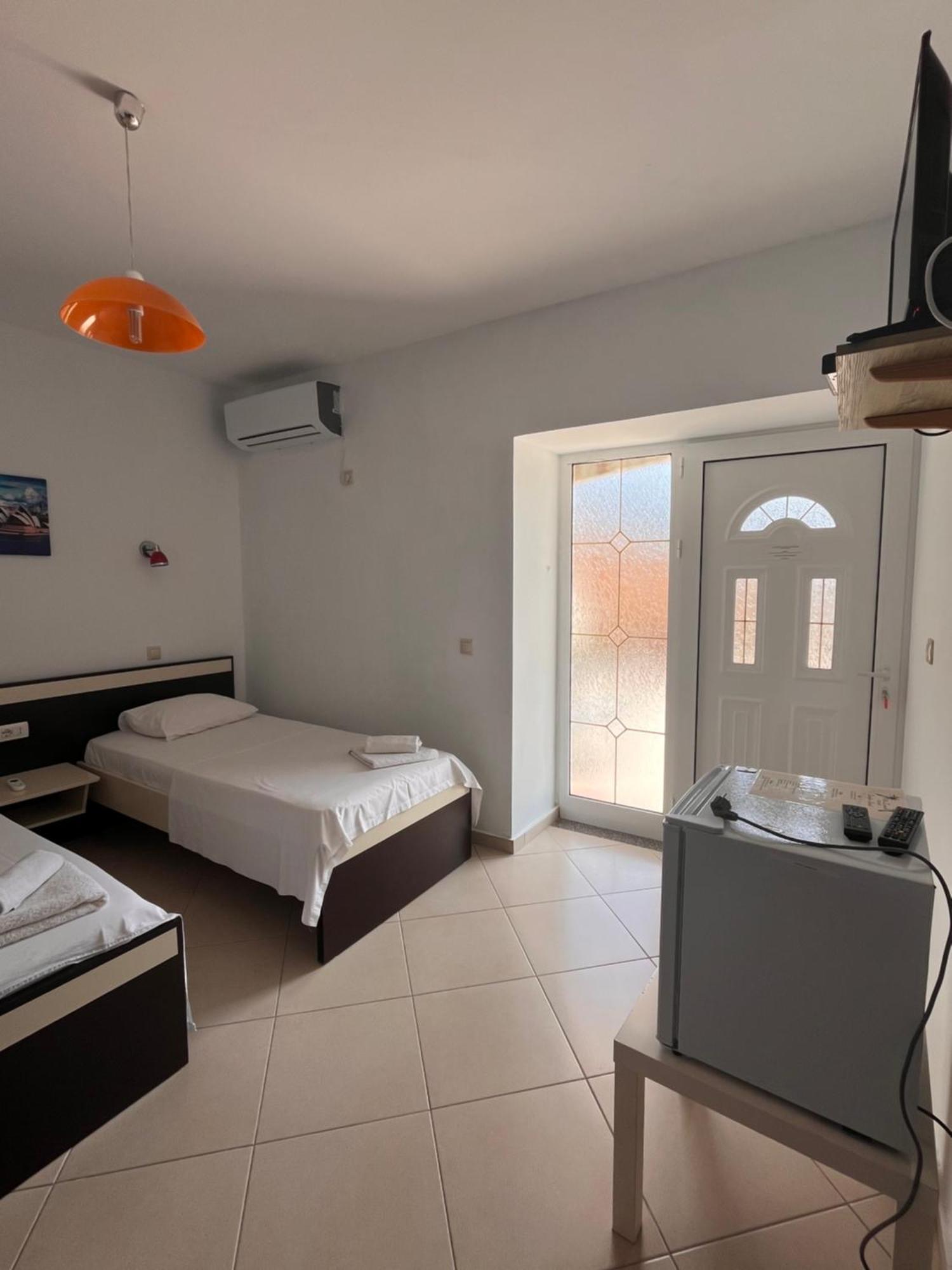 Villa-leandro Hotel Ksamil